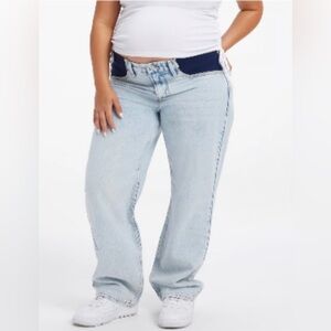 Good American Light Blue Boyfriend Jeans